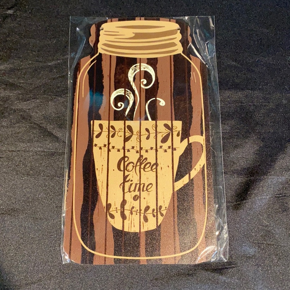 Wooden mason jar shaped sign; coffee time. Includes twine string for hanging.